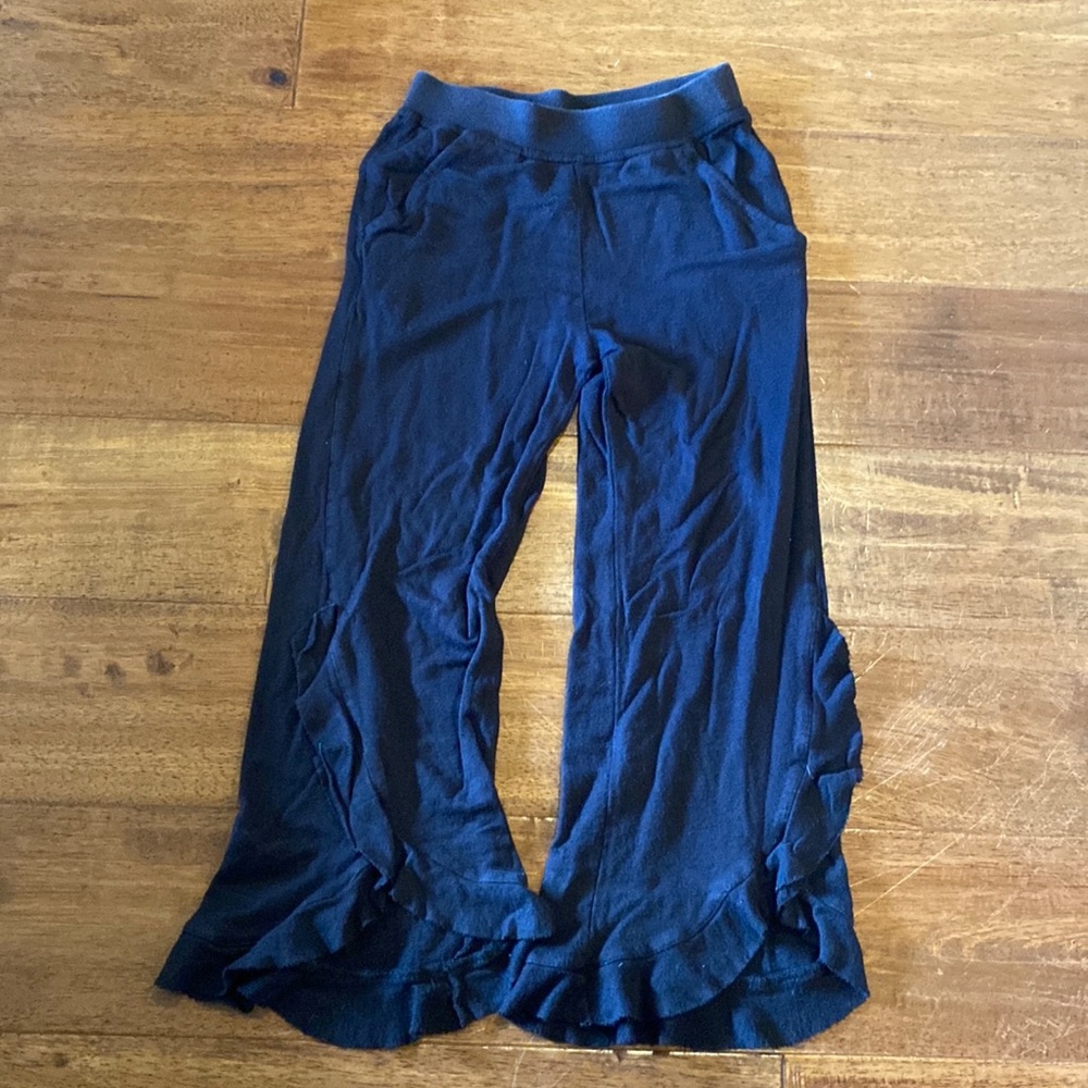 Matilda Jane black pants with ruffle sz 6